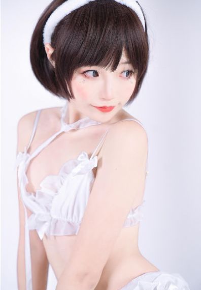才知道这个小女孩是陈芋汐