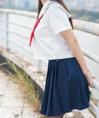 弹孔